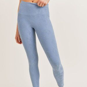 NWT MONO B Floral Textured Daybreak Leggings